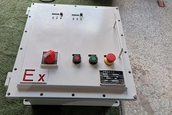 防爆配電柜為什么要進(jìn)行接地處理呢?