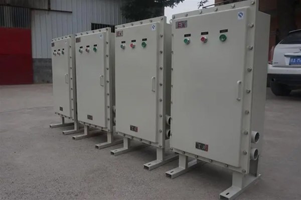 防爆配電柜選型時(shí)要注意什么呢?