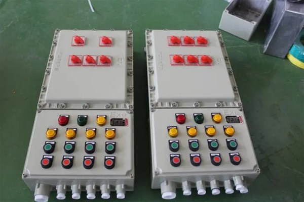 防爆配電柜強大的性能體現(xiàn)在哪些方面呢?