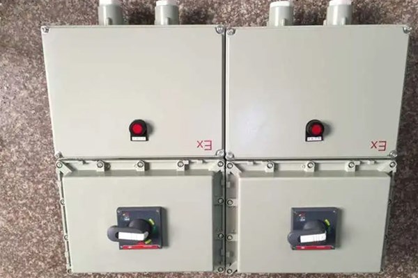防爆配電柜維修時(shí)要注意什么呢?