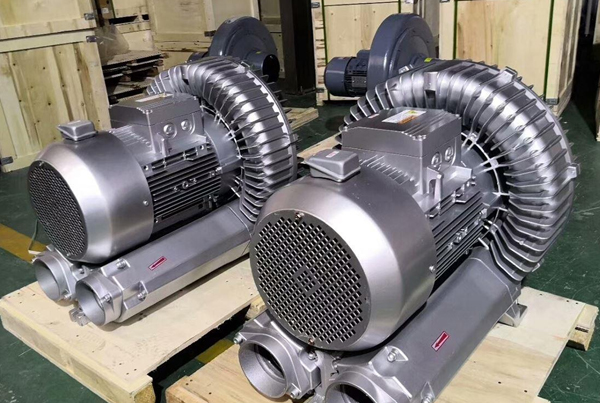 高壓防爆鼓風(fēng)機(jī)